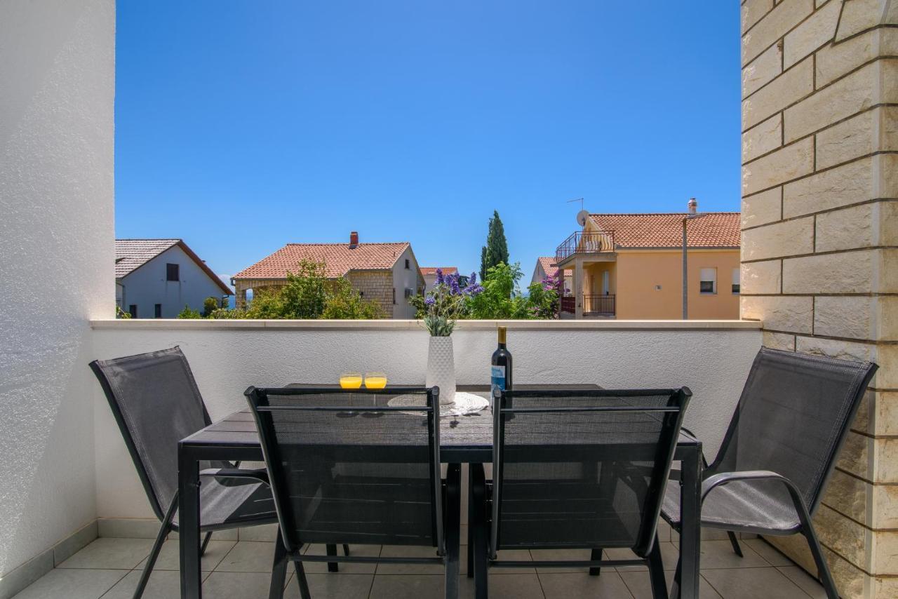 Apartments Kristo Трогир Экстерьер фото