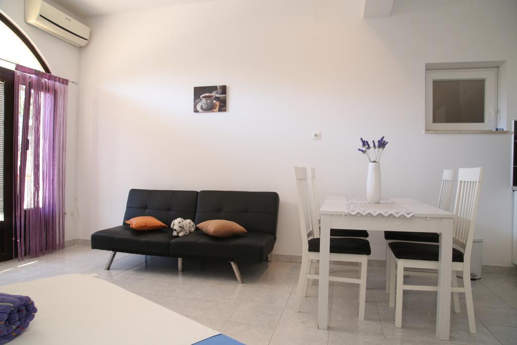 Apartments Kristo Трогир Экстерьер фото