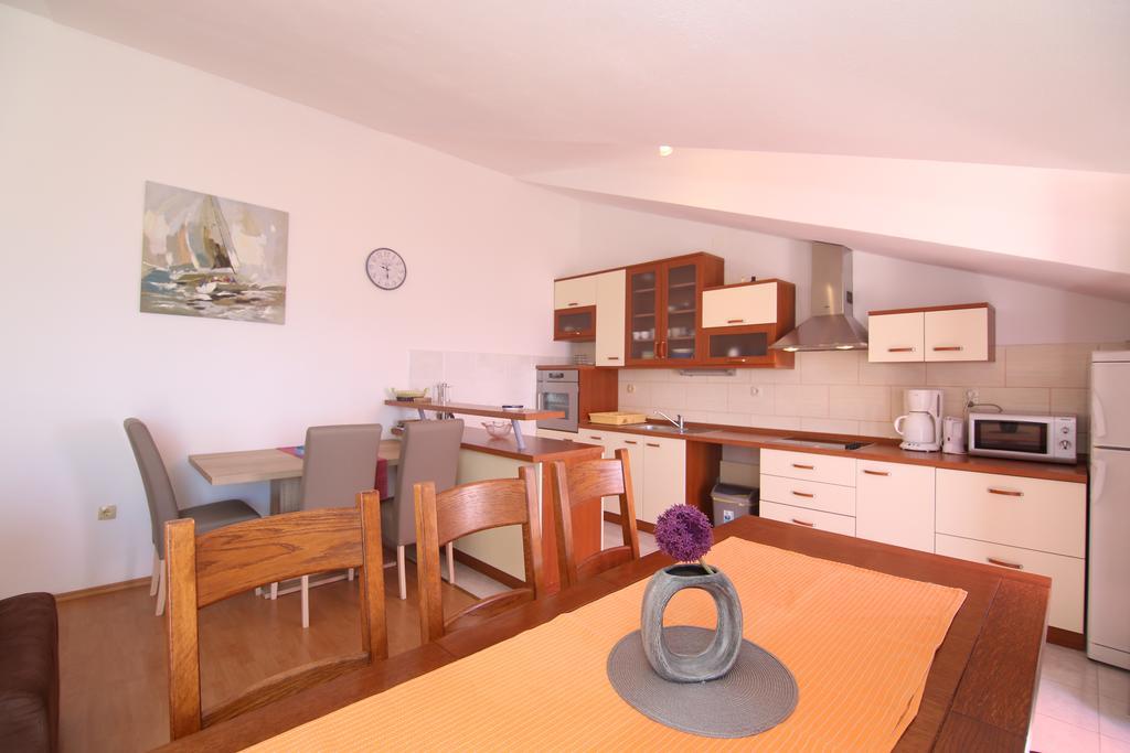 Apartments Kristo Трогир Экстерьер фото