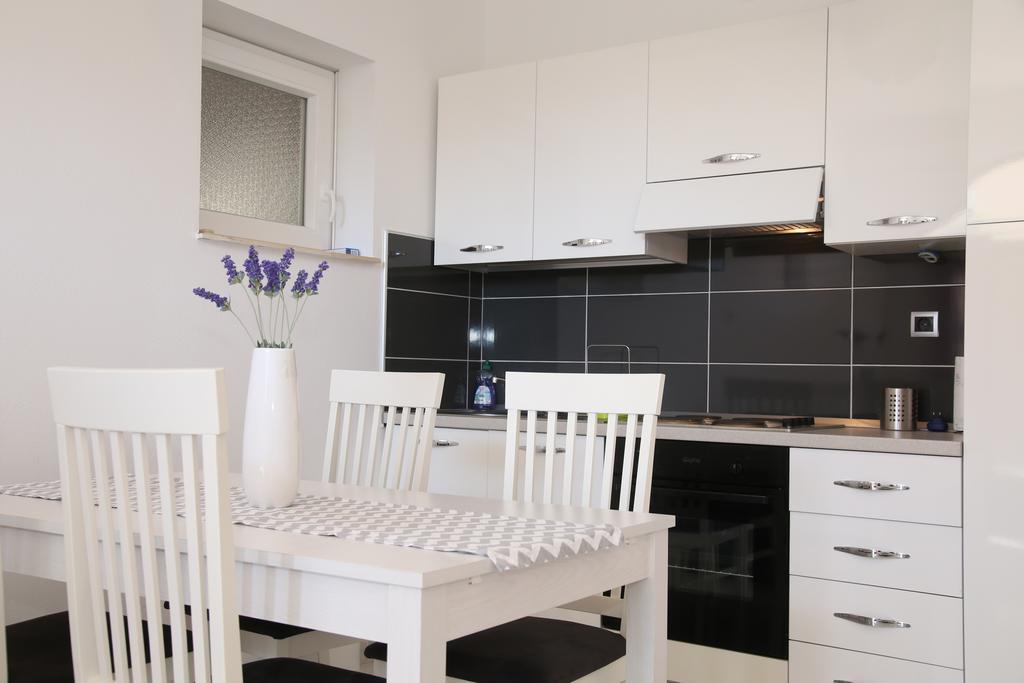Apartments Kristo Трогир Экстерьер фото
